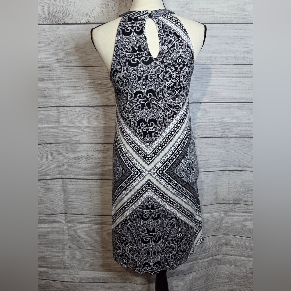 Venus Black And White Paisley Dress, Size S - Picture 4 of 5